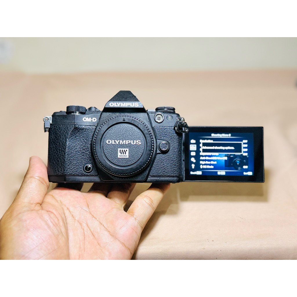 OLYMPUS OMD EM5 mark II 2 MULUSS