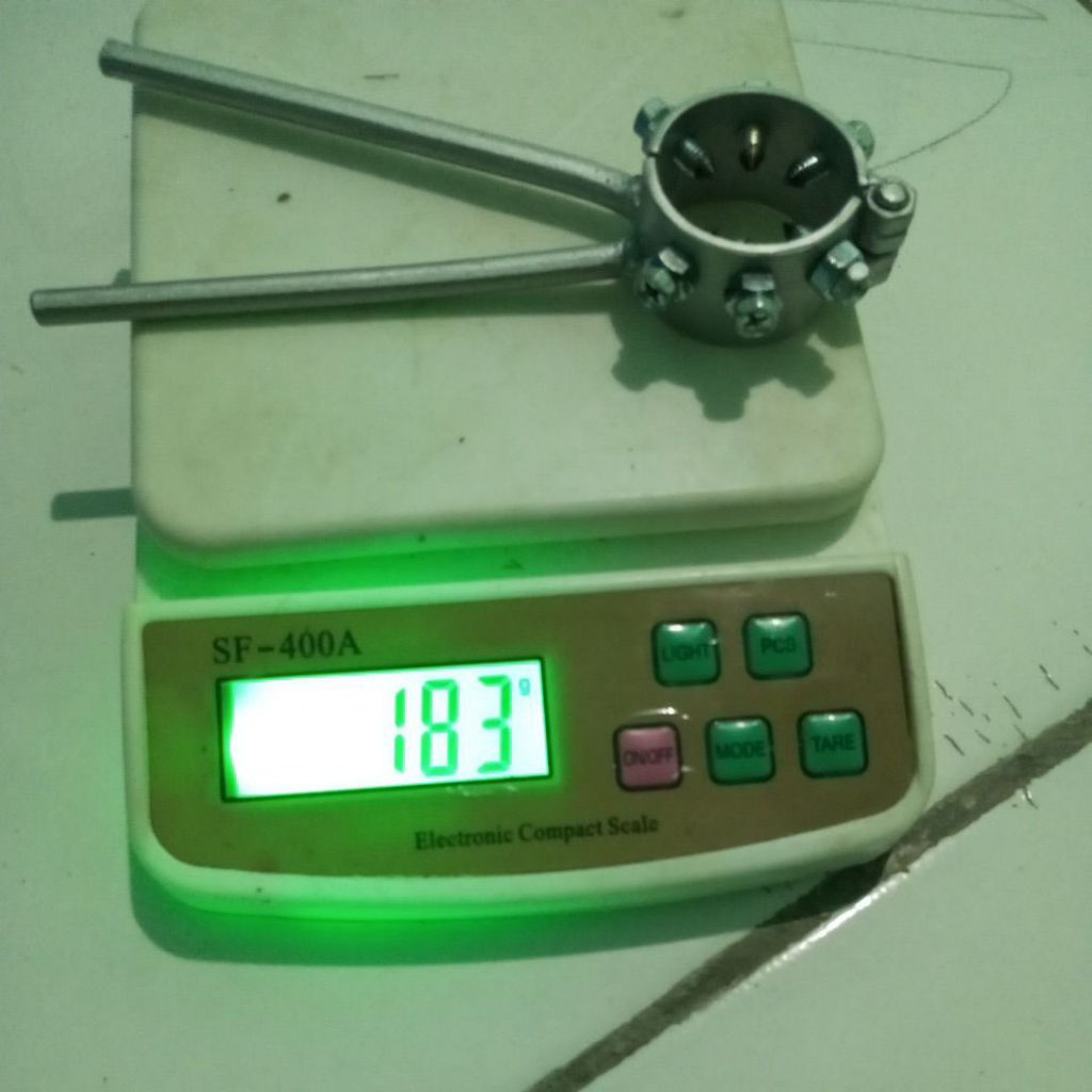 Tang penitik drat lampu