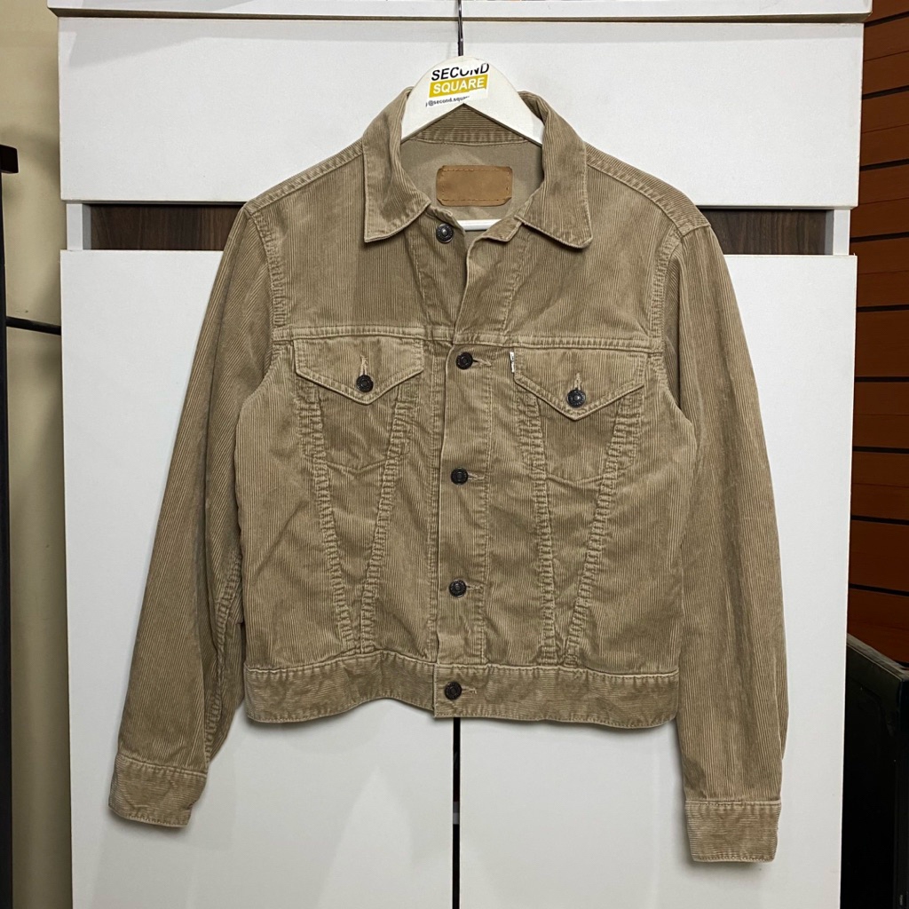 LEVIS CORDUROY BOXY TRUCKER SIZE MEDIUM