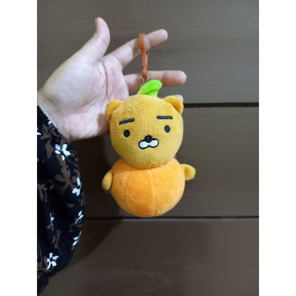 BONEKA GANTUNGAN KUNCI RYAN KAKAO CUTTING LABEL BAG CHARM