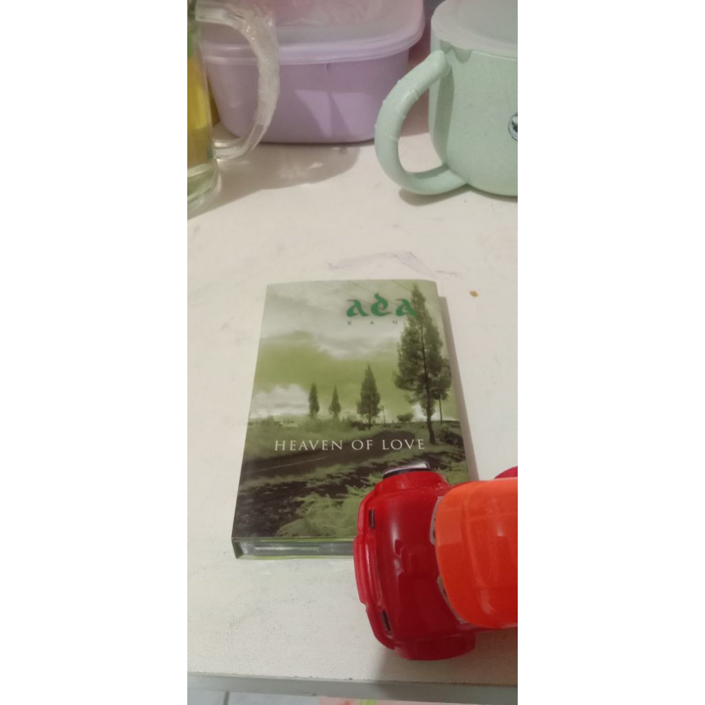kaset pita ada band heaven of love