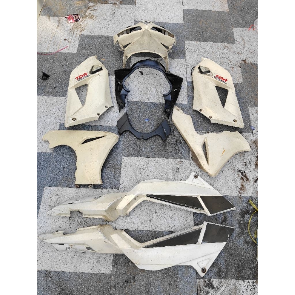 cover bodi belakang fairing sayap minerva vr 150 r150mx original