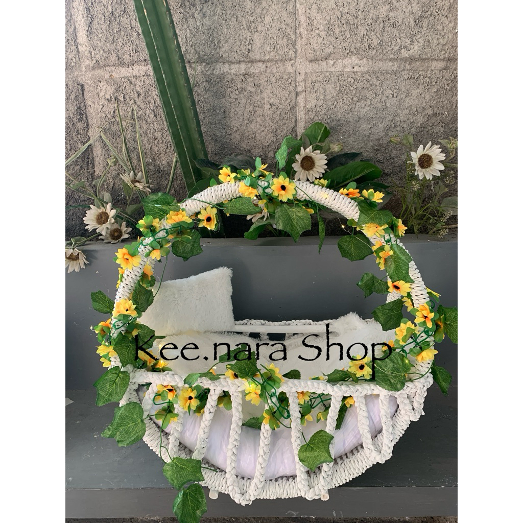 KERANJANG AQIQAH TIMANGAN BAYI ROTAN PUTIH BULAT DIAMETER 60 CM