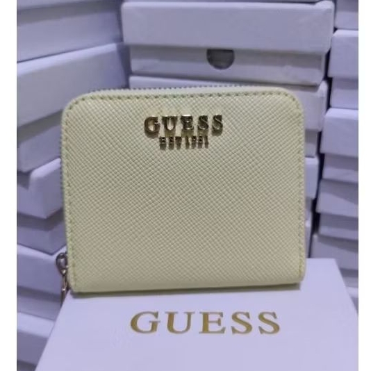 Dompet kecil Guess