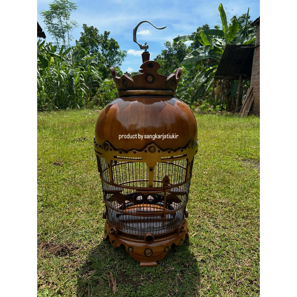 Sangkar Perkutut Kubah Mahkota Raja Kayu Jati Jeruji Fiber Natural