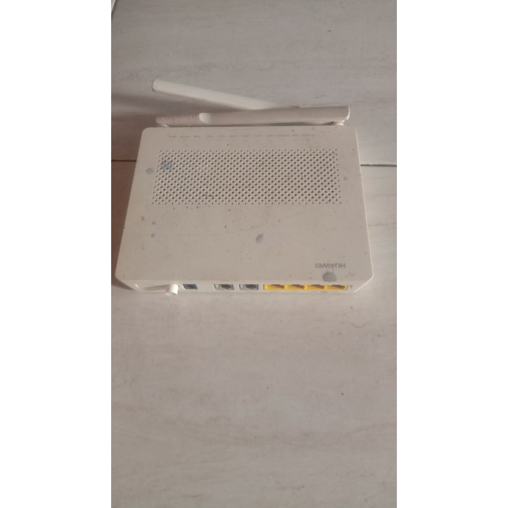 Router Huawei HG8245H