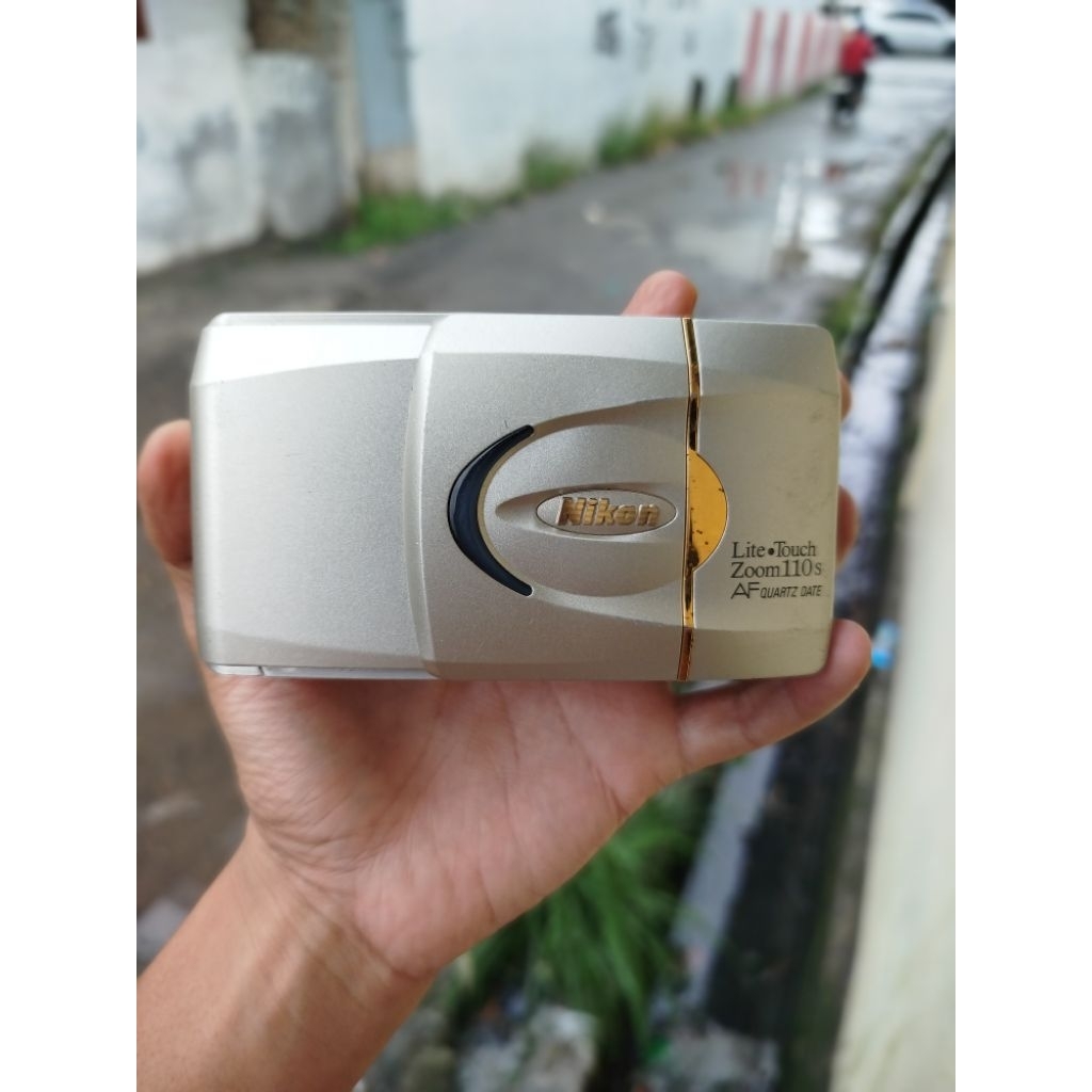 kamera analog nikon lite touch zoom 110s AF