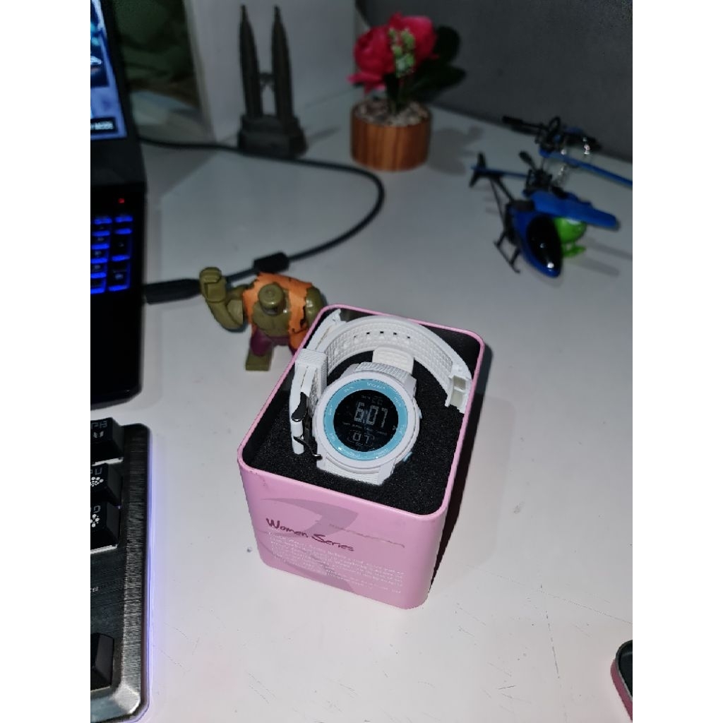 PRELOVED Jam Eiger Women Series Adventure Watch