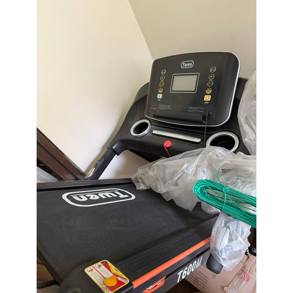 Treadmill TWIN T600M second look new