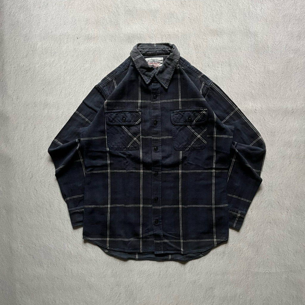 AVIREX FLANNEL LONGSLEEVE (RARE ITEM)