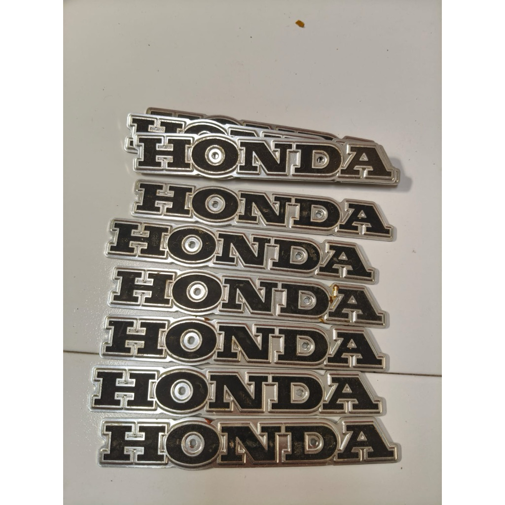 Emblem Set Kanan Kiri Honda Benly S110 NOS