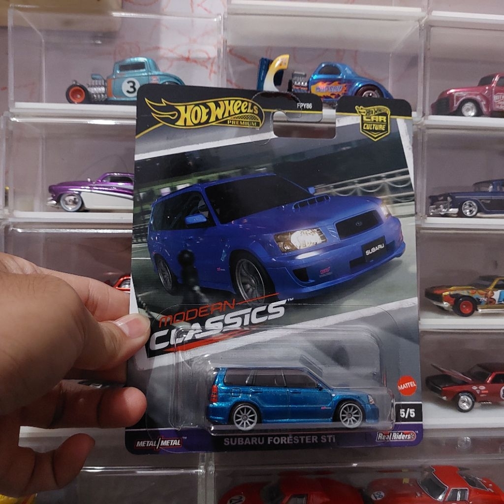 Hot Wheels Premium - Subaru Forester STi
