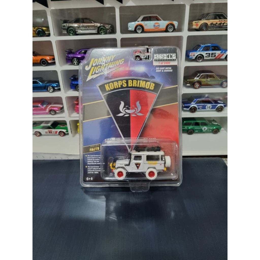 Johnny Lightning Toyota Land Cruiser Brimob White Lightning