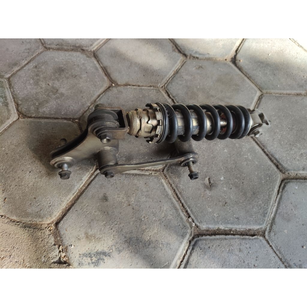 shock belakang prolink cbr 250r kyj k33