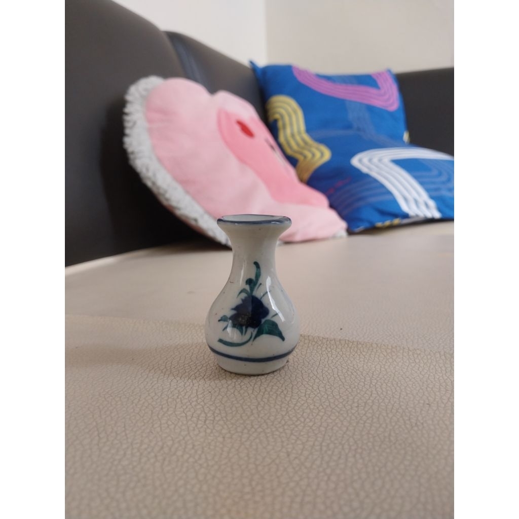 Guci Keramik/Guci Pajangan Vas Bunga - Kolektor