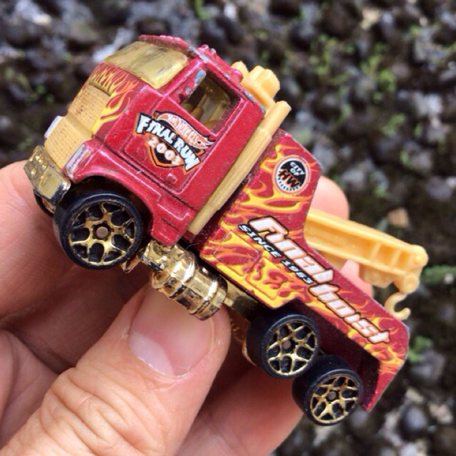 HOT WHEELS TRUCK TOWING FINAL RUN tahun 2003