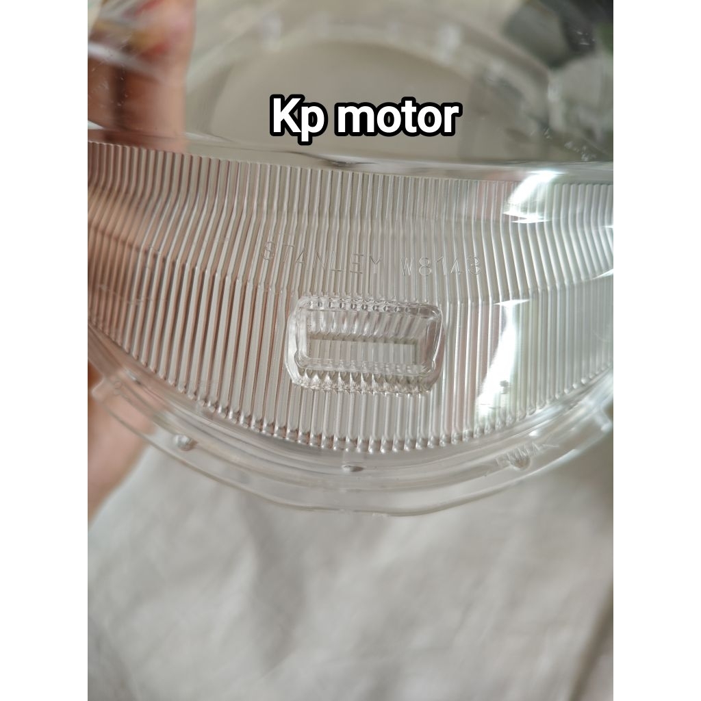 Mika lampu depan kaca lampu depan scoopy 2025 original