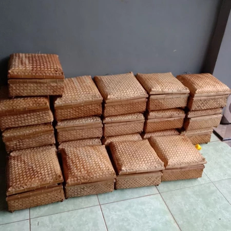 Perlengkapan Rumah Tempat Penyimpanan Makanan Kotak Anyaman Bambu Sokase Bambu