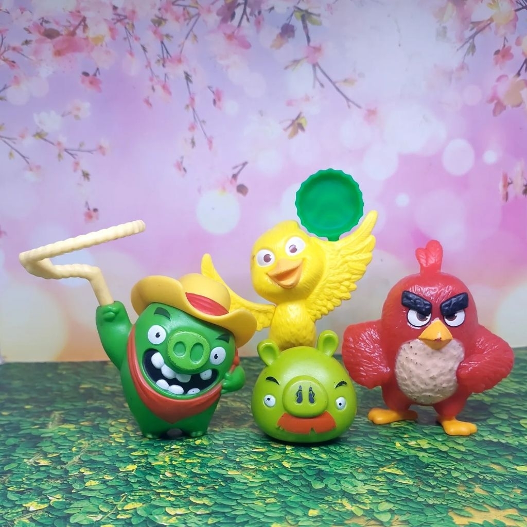 Set 4pcs Figure angry bird pig koboy, angry bird kuning, angry bird merah, angry bird pig happy meal