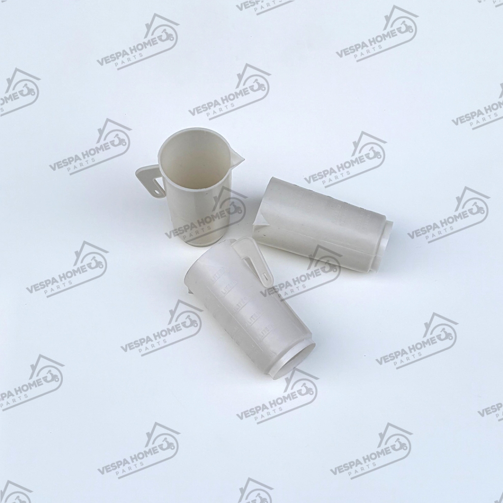 Gelas Takar Oli Samping Vespa