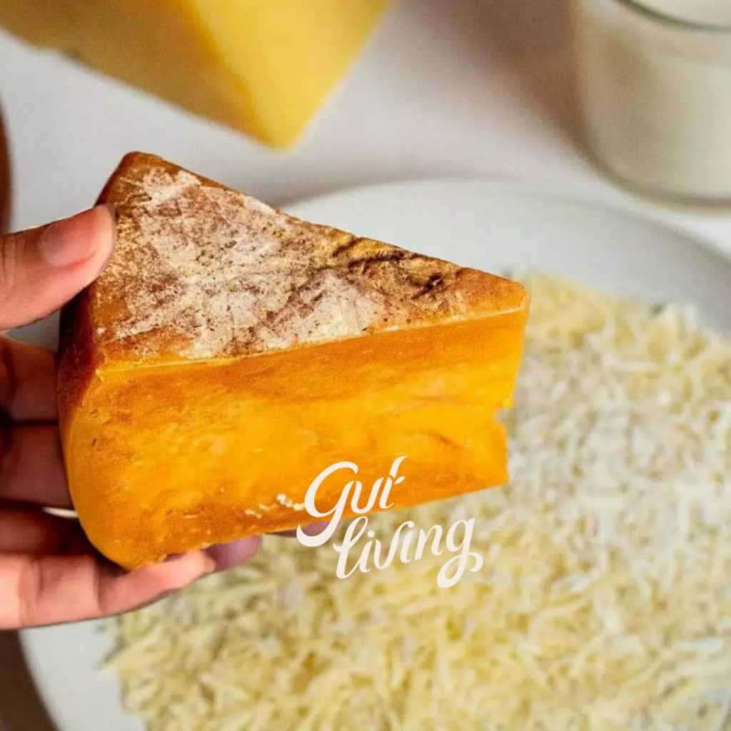 Red Cheddar Cheese Colby Mazaraat Artisan Cheese (Keju Cheddar)