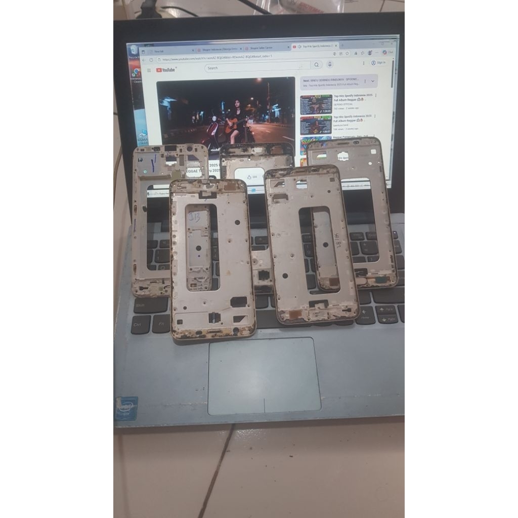 FREM/TATAKAN LCD SAMSUNG J7 FREM ORI99