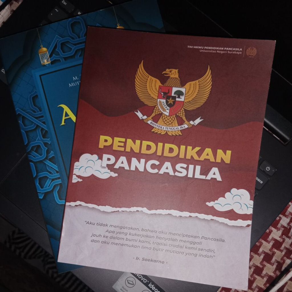 Buku ORI Unesa Pancasila dan Agama (Preloved)