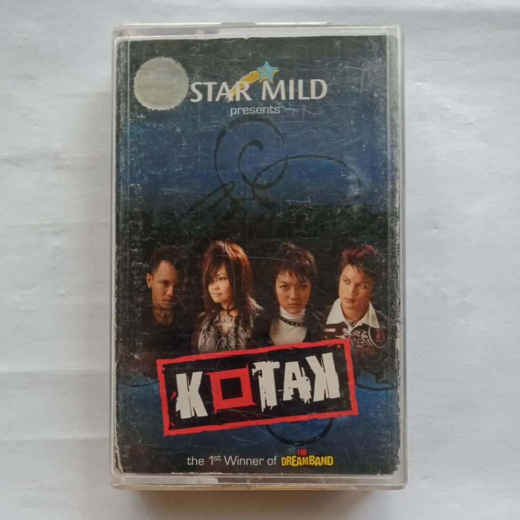 kaset kotak selftittled