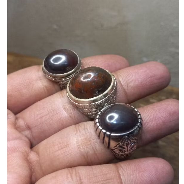 Batu Akik Badar Besi merah