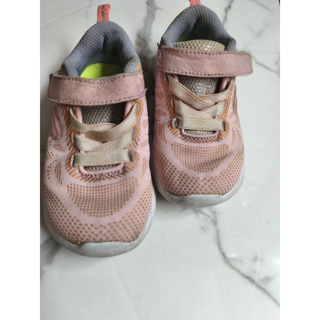 preloved Skechers anak