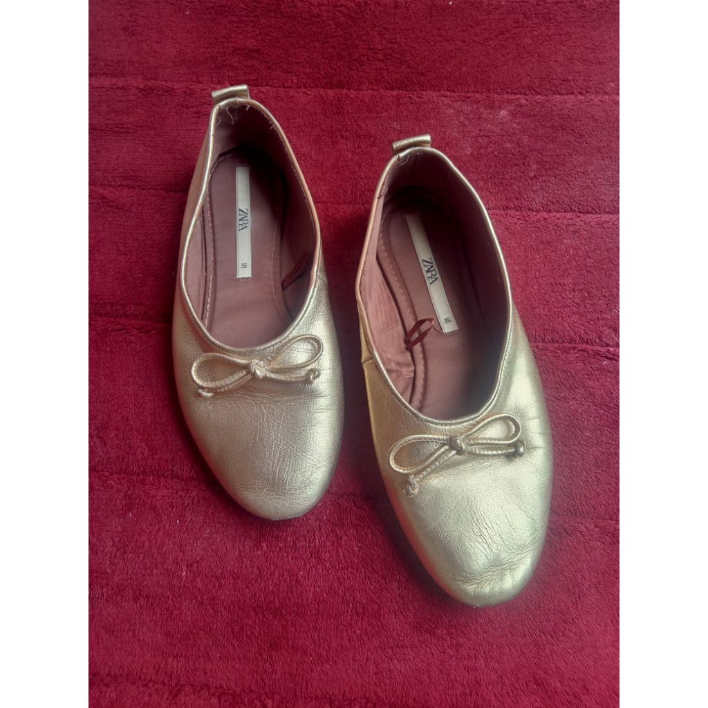 ZARA flat shoes gold