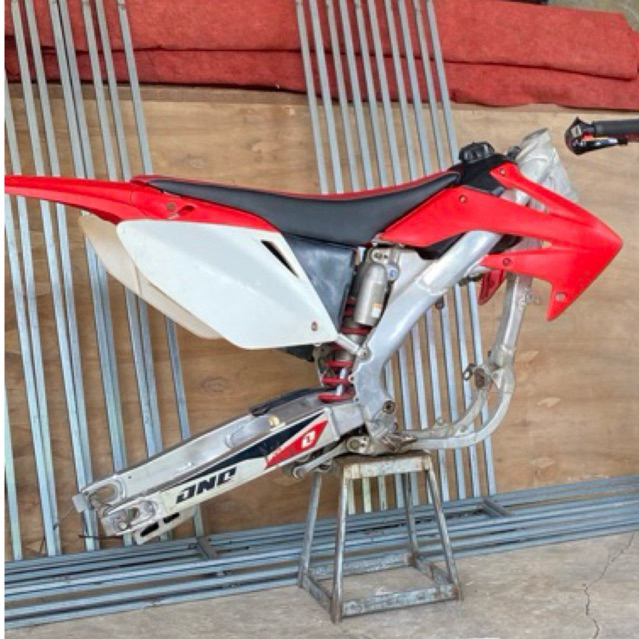 Sasis crf 250r