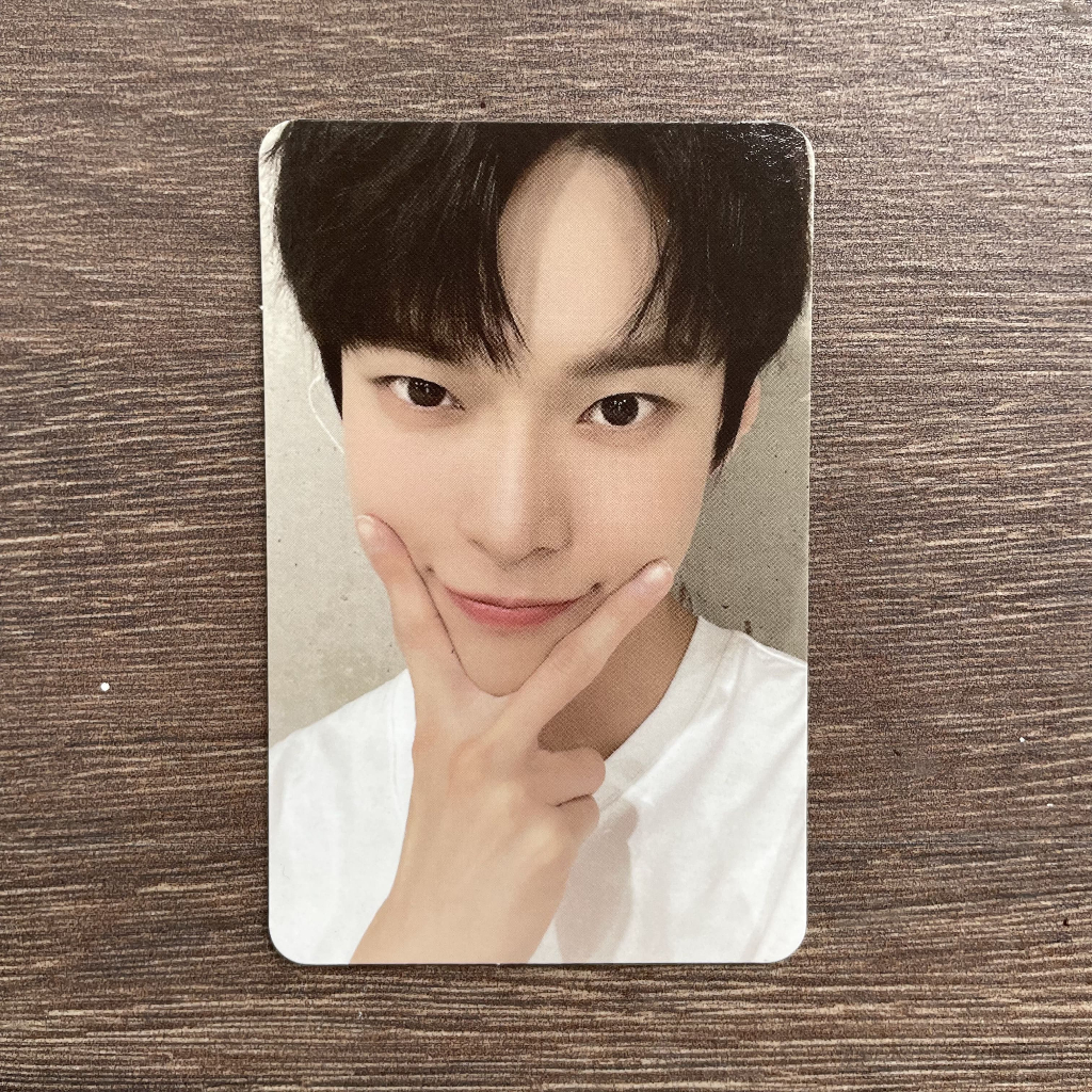 [ Ready official ] photocard Doyoung characters Sanrio random trading card A B ver pc version selca 