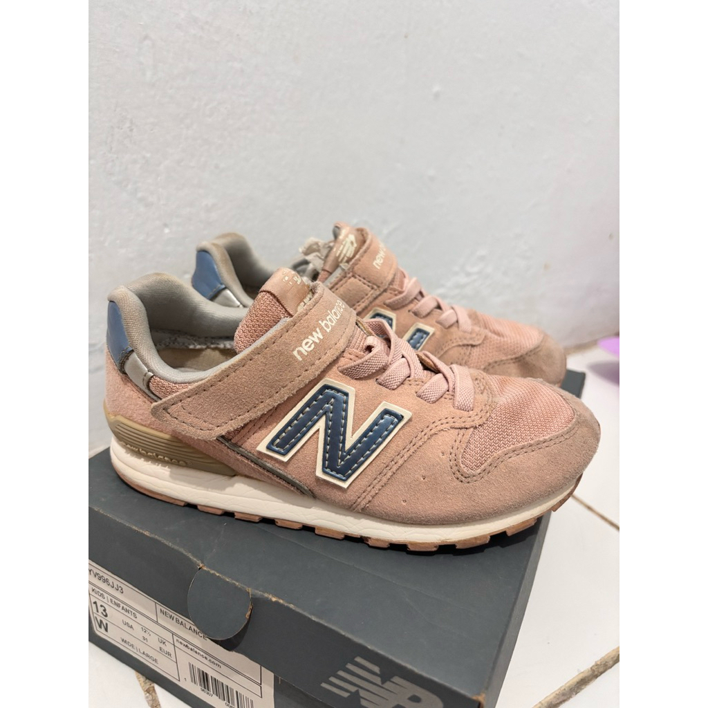 sepatu sneaker new balance anak 100% original preloved