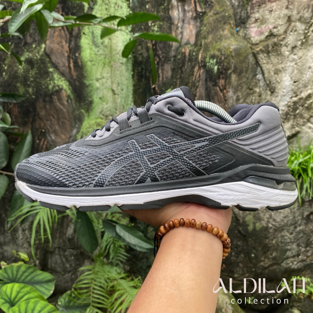 ASICS GT 2000 6 'Carbon' Grey Black Size 44 (28cm)