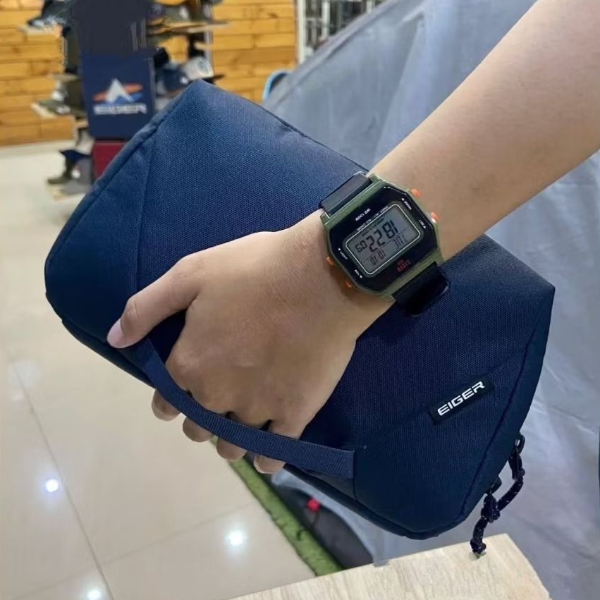 EIGER1989 Handbag Original Barrier Dopp Kit 1A.