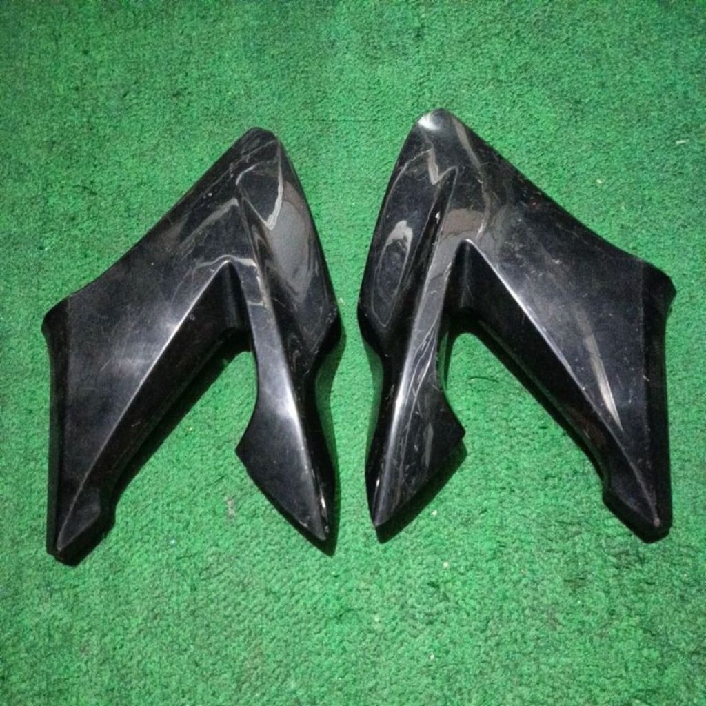 Sayap tangki shroud CB 150 R fairing tanki cover  CB 150 R K15  body tanki CB150R 2013 2014 old K15