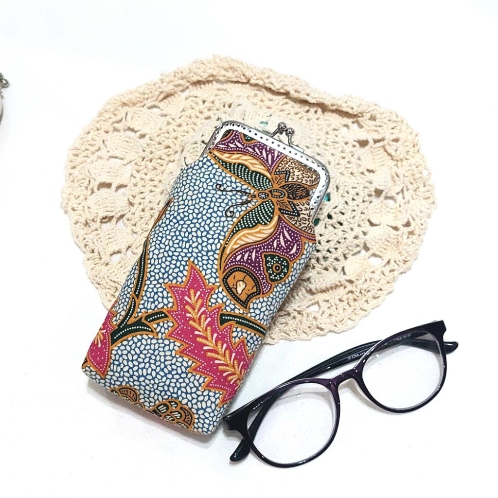 Dompet Kacamata Batik/Dompet Behel/Tempat Kacamata