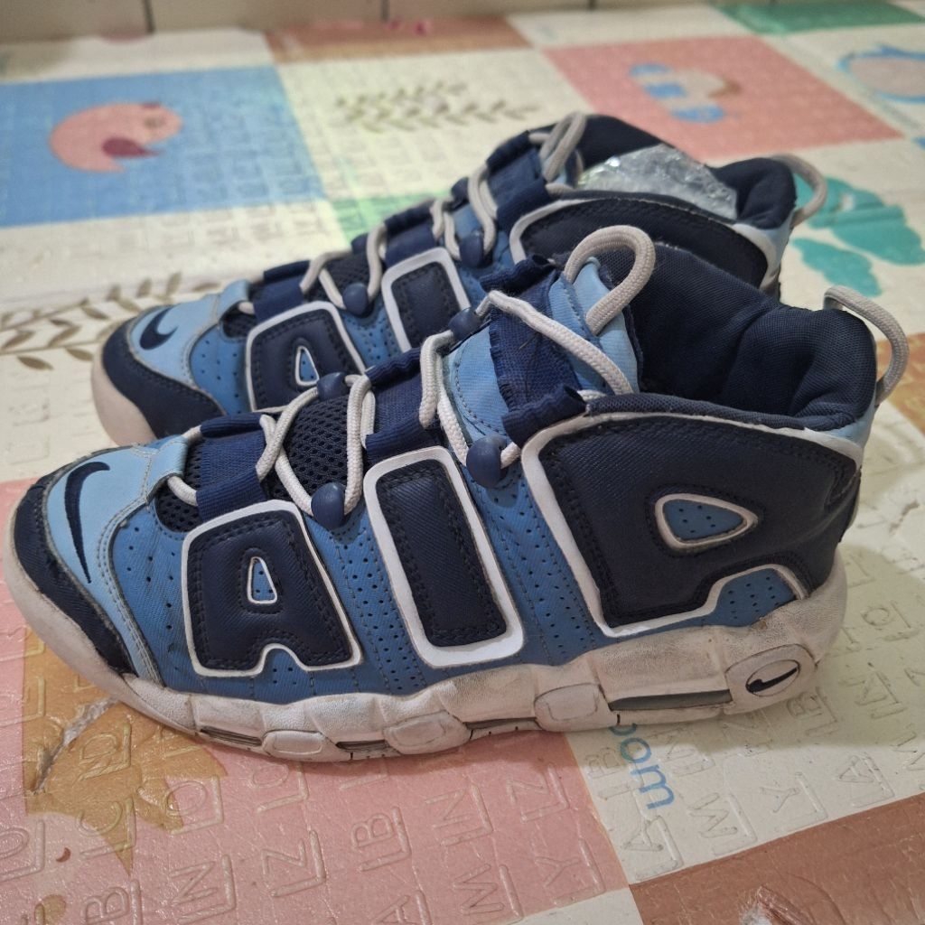 NiKe UpTeMpO DeNiM Size 40,5 / 25,5 cm