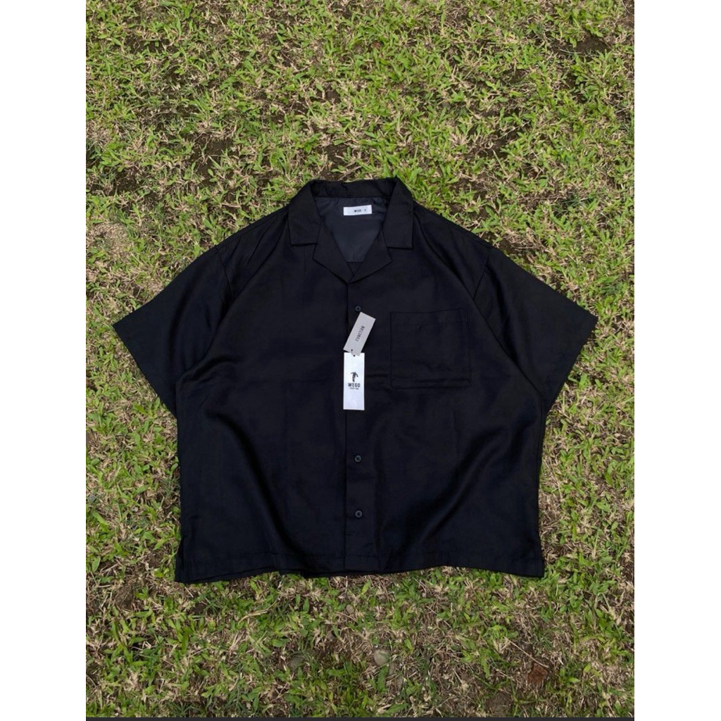 kemeja hitam wego open collar kerah