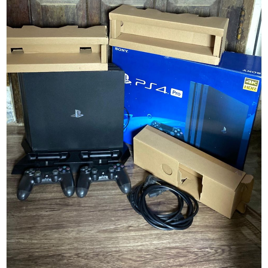 PS 4 PRO ORIGINAL