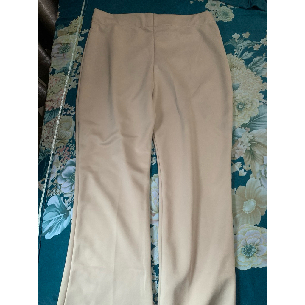 PRELOVED SCUBA KULOT WANITA CUTBRAY