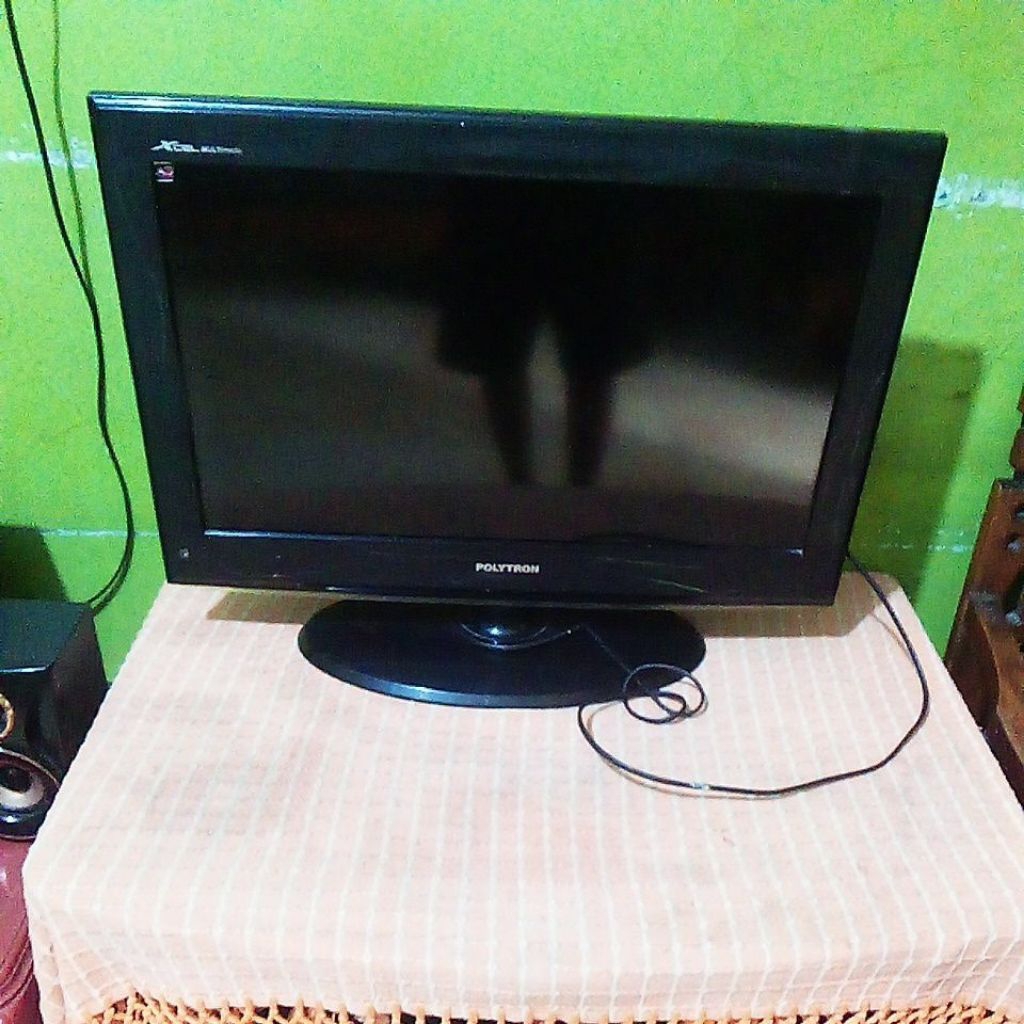 tv Polytron bekas dan berkualitas