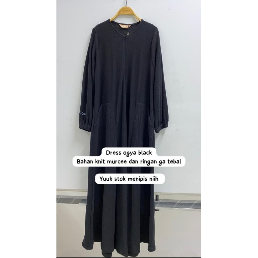 Dress Sisesa Black