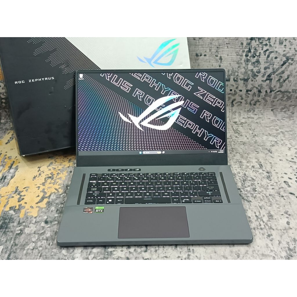 Asus ROG Zephyrus G15 Ryzen 9-5900HS 24GB 1TB RTX 3060 6GB 95W WQHD 165Hz Fulset Like New