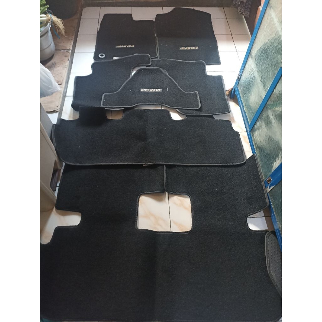 KARPET MOBIL AVANZA ORIGINAL BEKAS