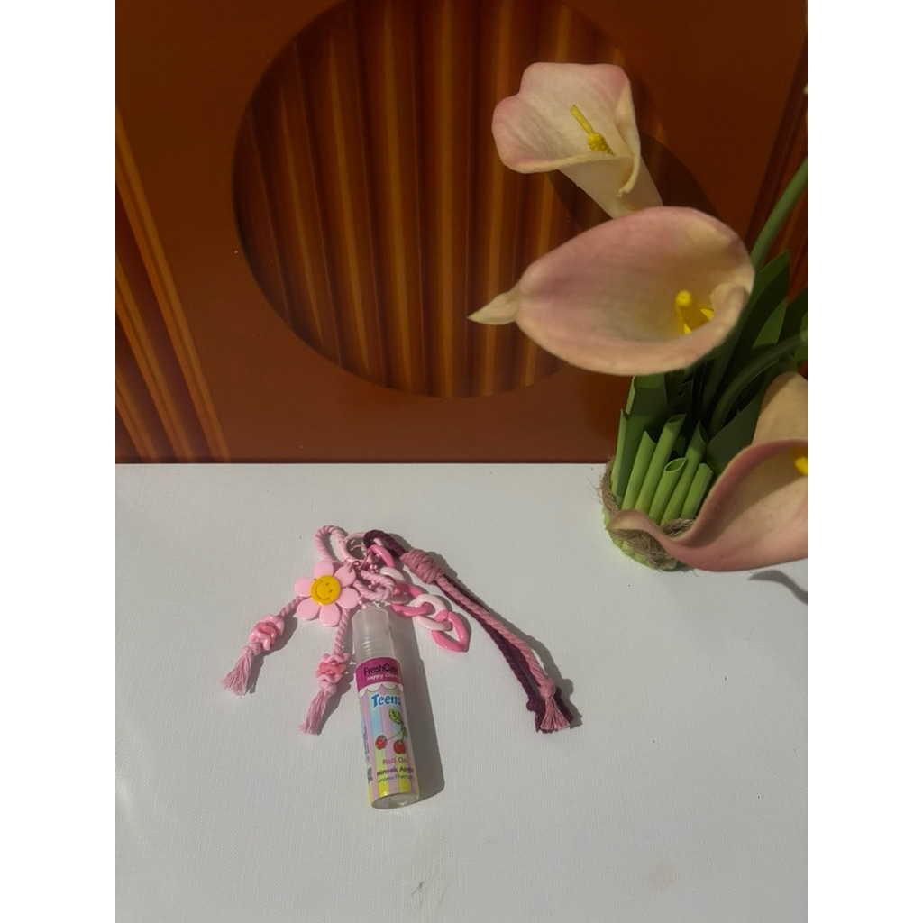 Bagcharm Freshcare Teens bunga tali macrame/gantungan tas/gantungan kunci