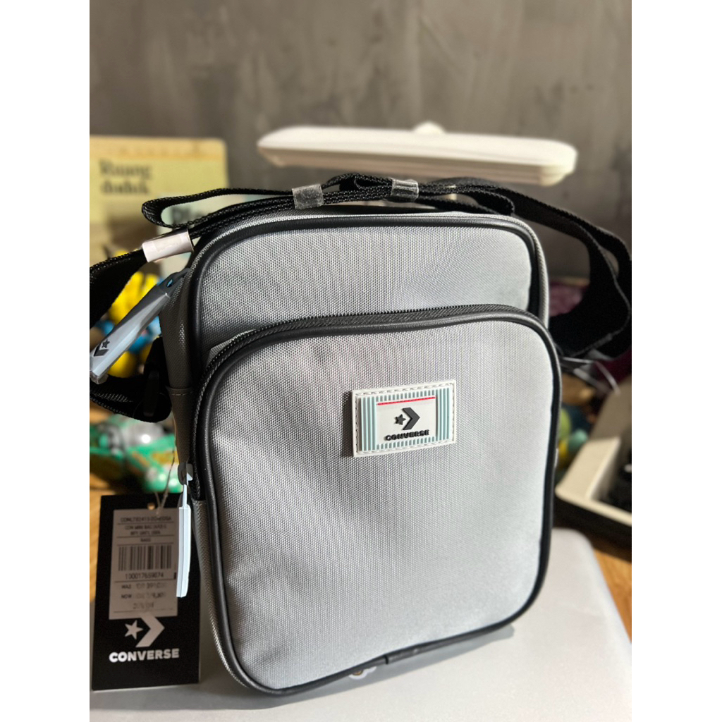 Tas sling Bag Converse