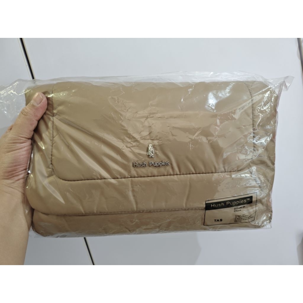 Hush puppies nylon puffer sling bag NEW original