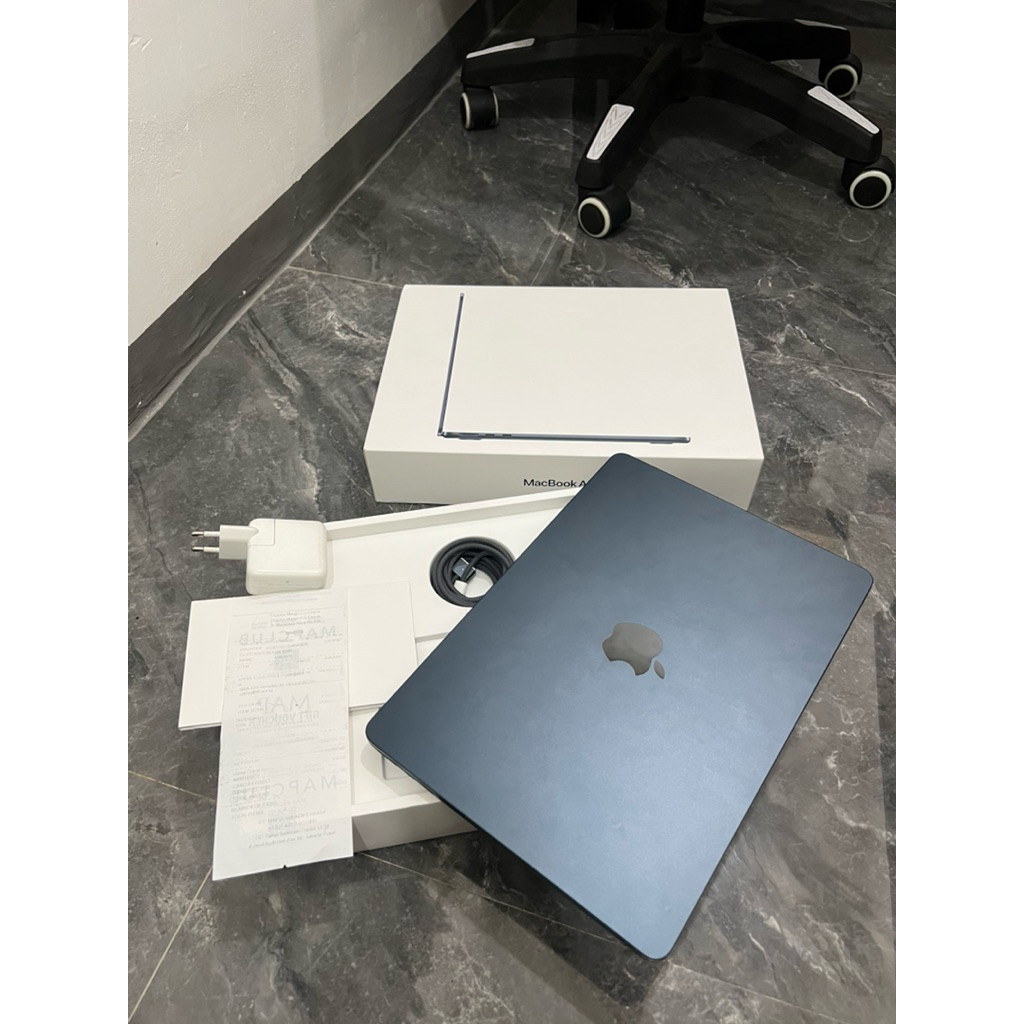 SECOND MACBOOK AIR M2 8/256 gb IBOX mulus fullset